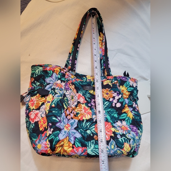 Vera bradley floral tote bag - Picture 3 of 13
